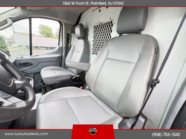 2016 Ford Transit w/Sliding Side Door w/RWB
