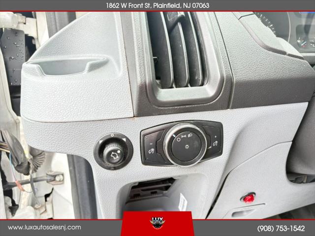 2016 Ford Transit w/Sliding Side Door w/RWB