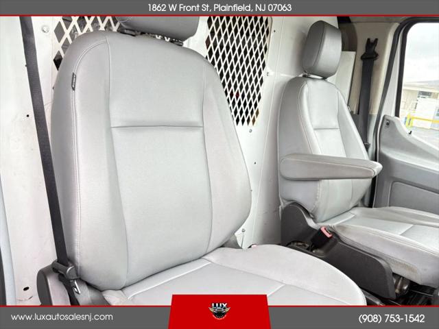2016 Ford Transit w/Sliding Side Door w/RWB