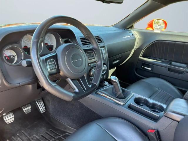 2014 Dodge Challenger Shaker Pkg