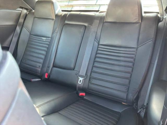 2014 Dodge Challenger Shaker Pkg