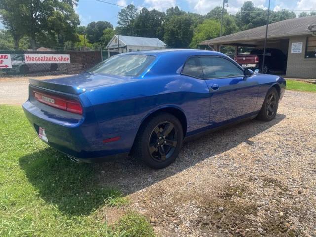 2012 Dodge Challenger SXT