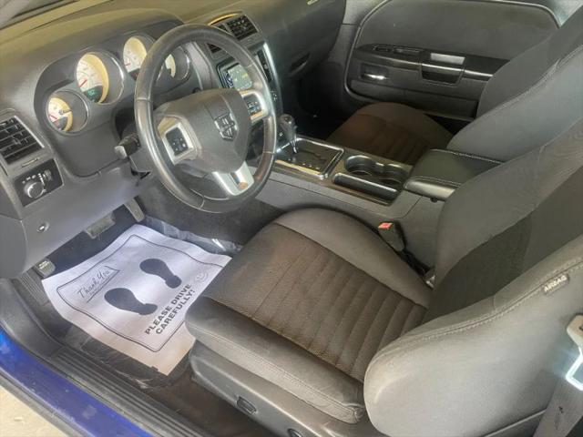 2012 Dodge Challenger SXT
