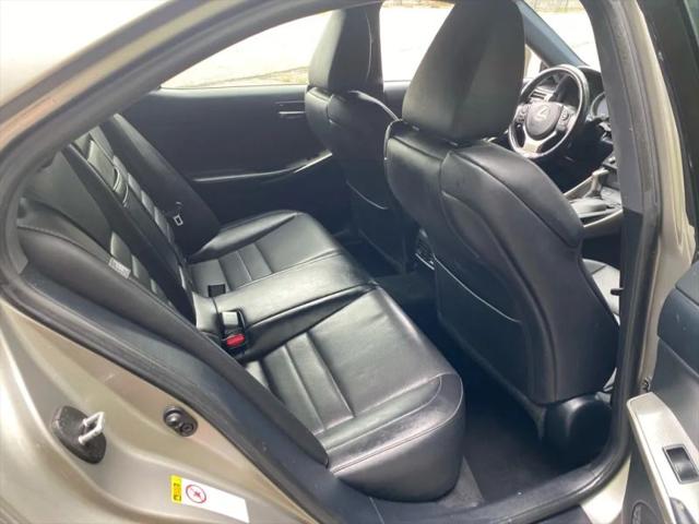 2015 Lexus IS 250 Crafted Line