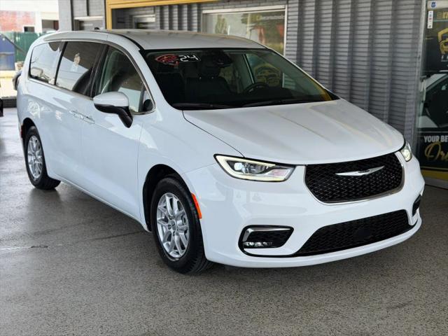 2024 Chrysler Pacifica Touring L for sale in Orlando, FL