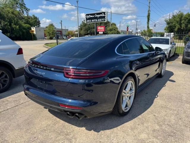 2017 Porsche Panamera 4S
