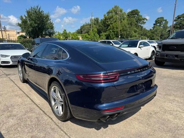 2017 Porsche Panamera 4S