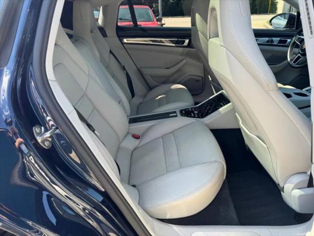 2017 Porsche Panamera 4S