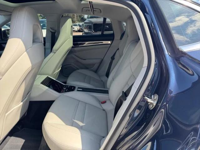 2017 Porsche Panamera 4S