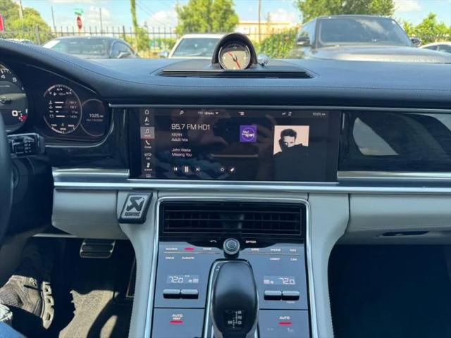 2017 Porsche Panamera 4S