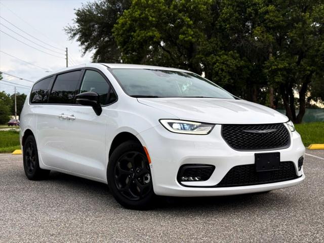 2024 Chrysler Pacifica Hybrid S Appearance Pkg for sale in Orlando, FL