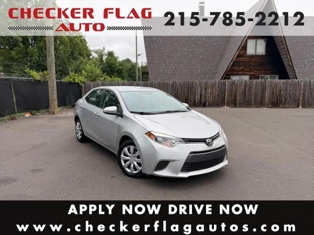 2015 Toyota Corolla LE for sale in Levittown, PA