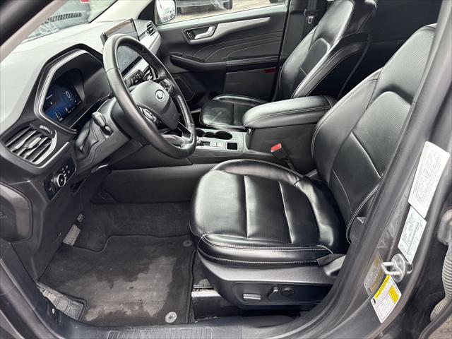 2024 Ford Escape Platinum