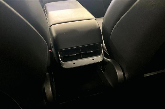2021 Tesla Model 3 Standard Range Plus Rear-Wheel Drive