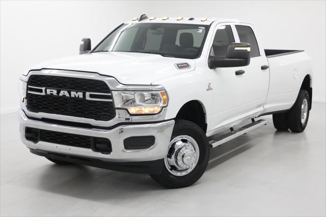 2024 Ram 3500 Tradesman Crew Cab 4x4 8' Box for sale in Clinton, MO