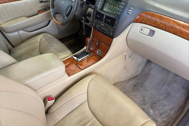 2005 Lexus LS 430 4dr Sdn
