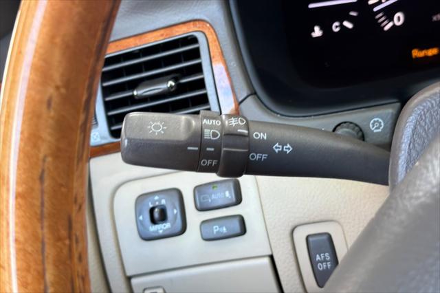 2005 Lexus LS 430 4dr Sdn