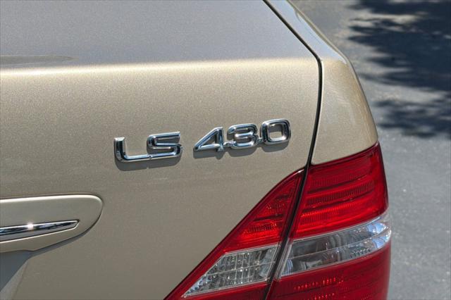 2005 Lexus LS 430 4dr Sdn