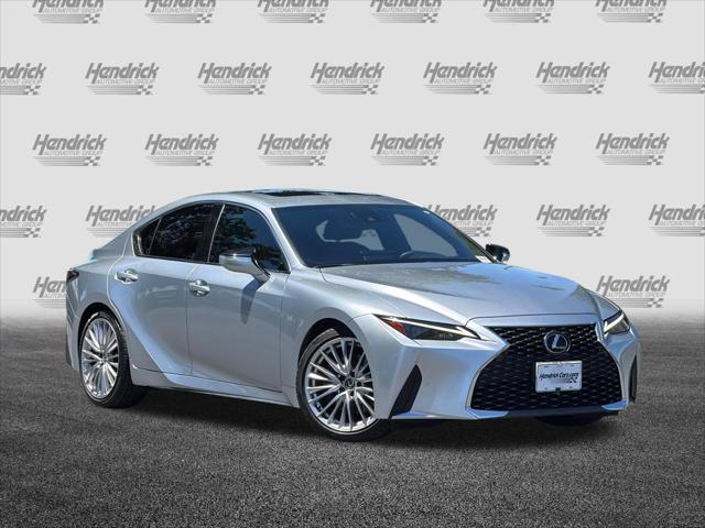 2023 Lexus IS 300 300