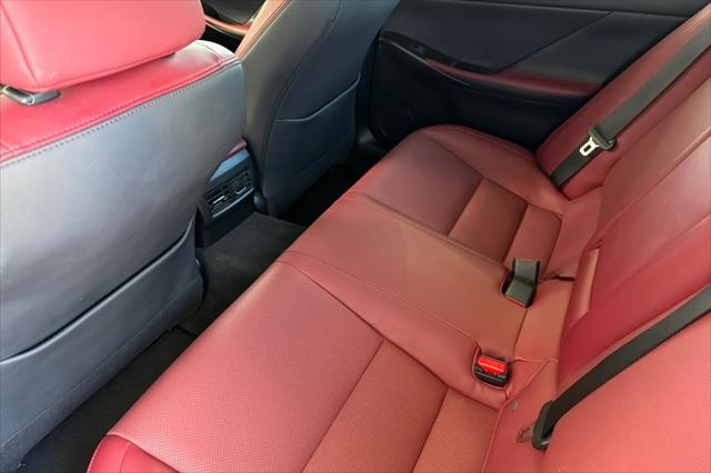 2023 Lexus IS 300 300