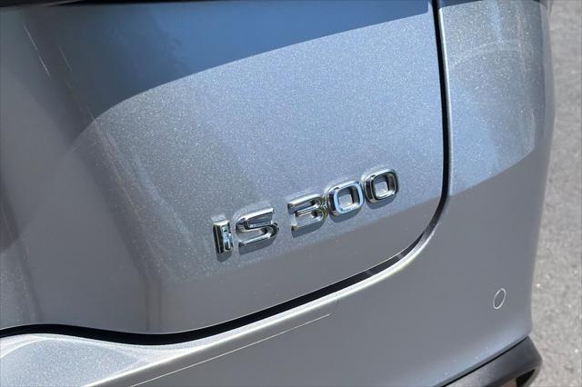 2023 Lexus IS 300 300
