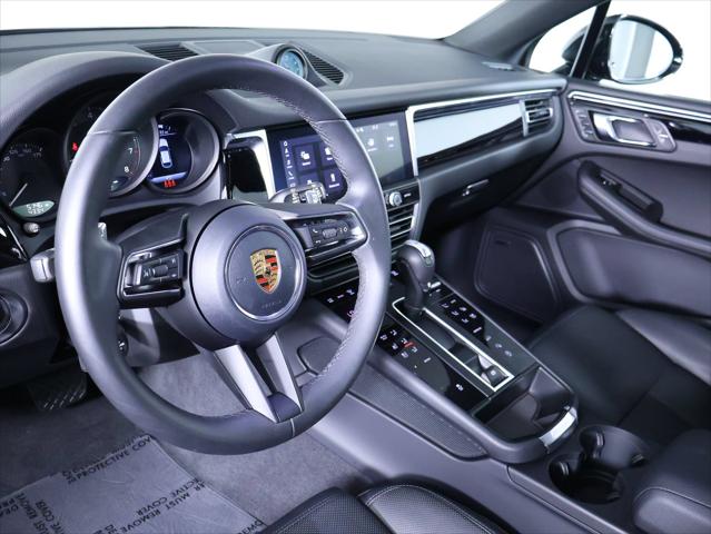 2026 Porsche Macan 4DR AWD