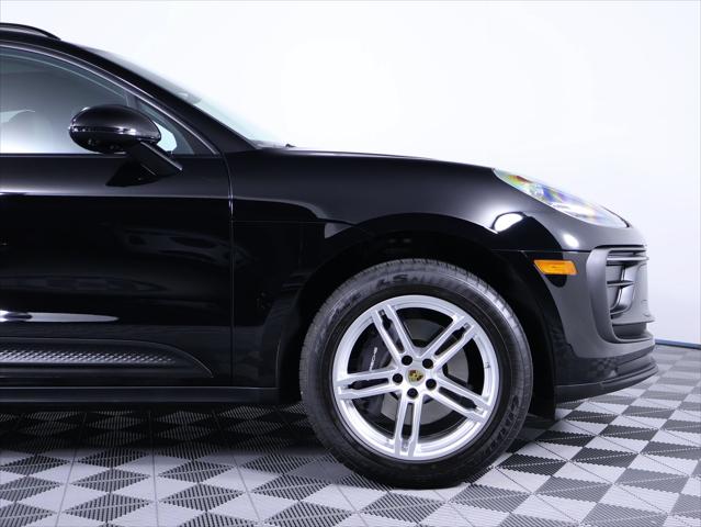 2026 Porsche Macan 4DR AWD