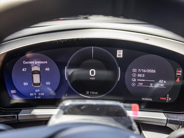 2026 Porsche Macan Electric Unknown
