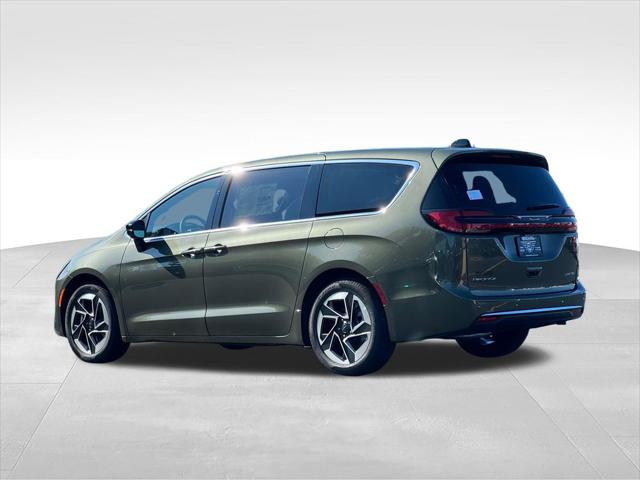 2027 Chrysler Pacifica Limited