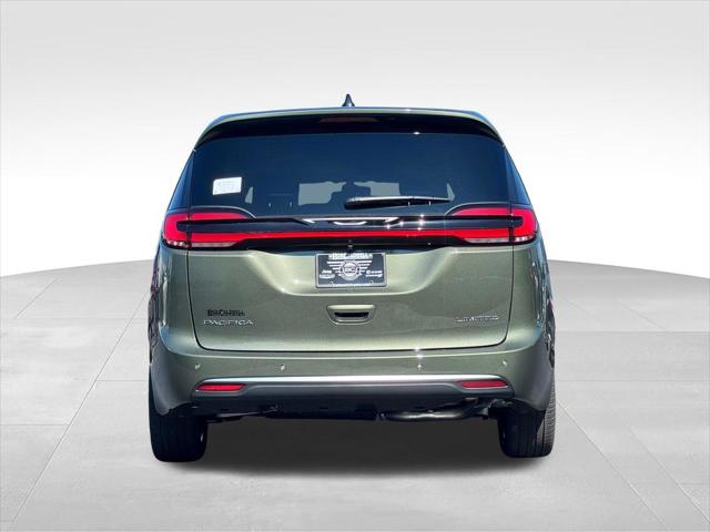 2027 Chrysler Pacifica Limited