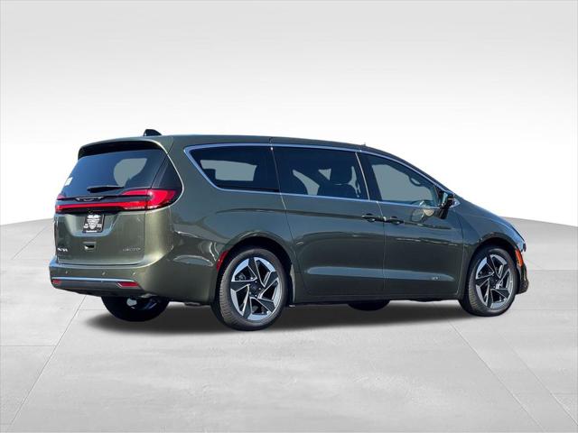 2027 Chrysler Pacifica Limited