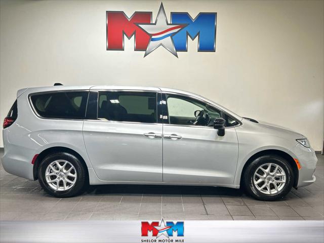 2024 Chrysler Pacifica Touring L 2024 Chrysler Pacifica Touring L