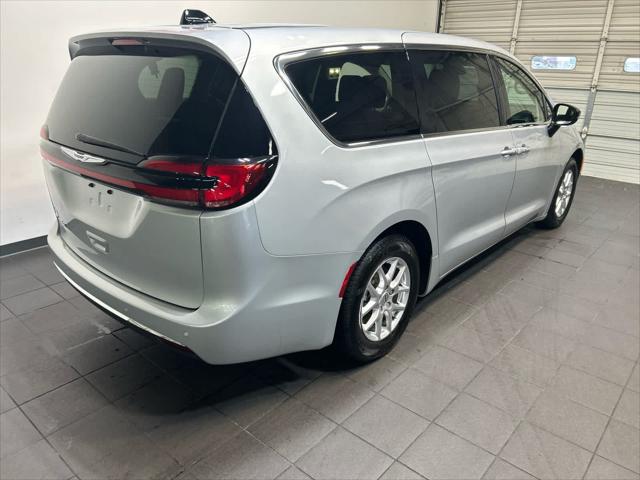 2024 Chrysler Pacifica Touring L 2024 Chrysler Pacifica Touring L