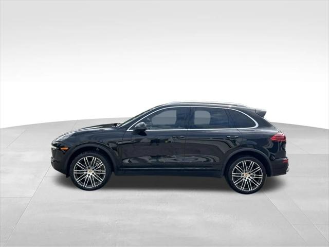 2016 Porsche Cayenne Base