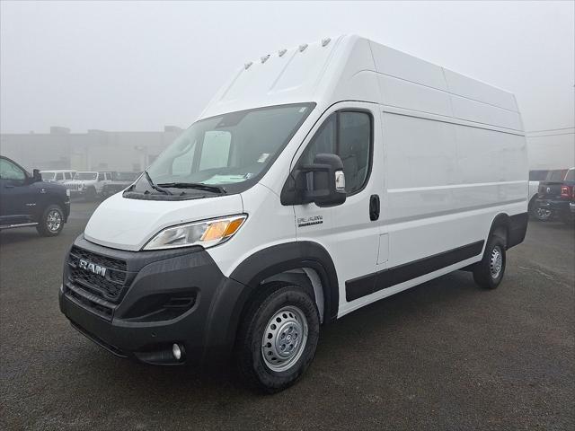 2025 RAM Promaster 3500 Cargo Van Tradesman Super High Roof 159 WB EXT w/P