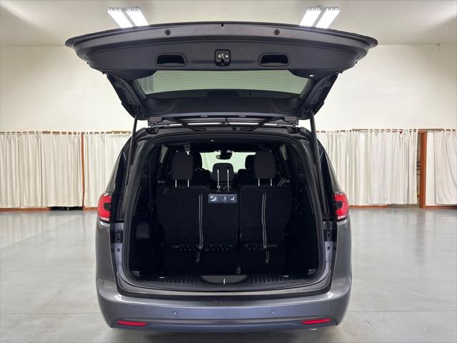 2021 Chrysler Pacifica Touring