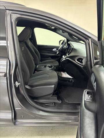 2021 Chrysler Pacifica Touring