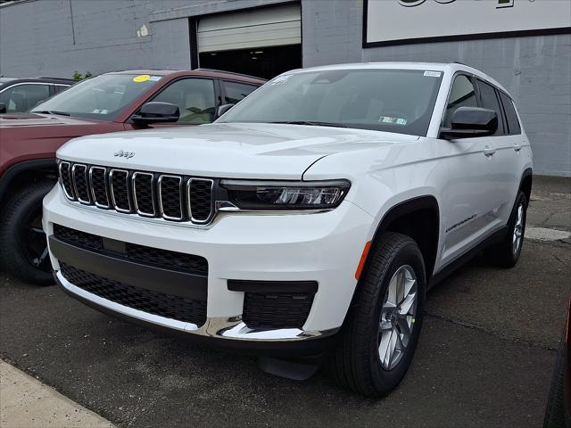 2026 Jeep Grand Cherokee L Laredo 4x4 2026 Jeep Grand Cherokee L Laredo 4x4