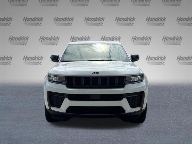 2026 Jeep Grand Cherokee GRAND CHEROKEE LAREDO ALTITUDE 4X2