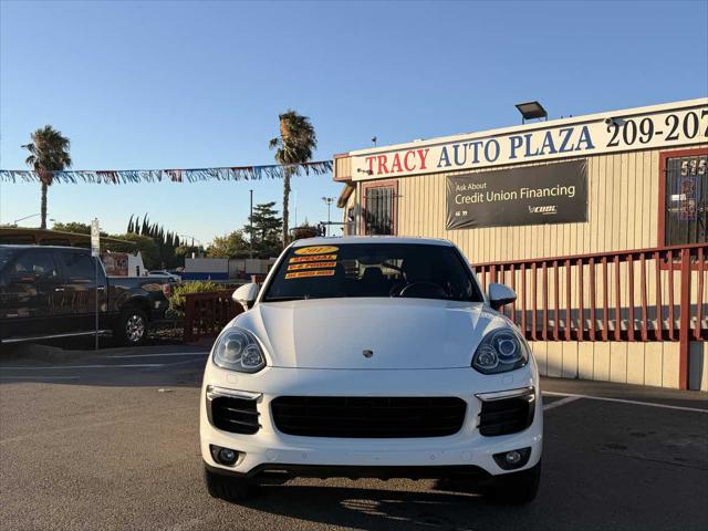 2017 Porsche Cayenne Platinum Edition