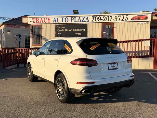 2017 Porsche Cayenne Platinum Edition