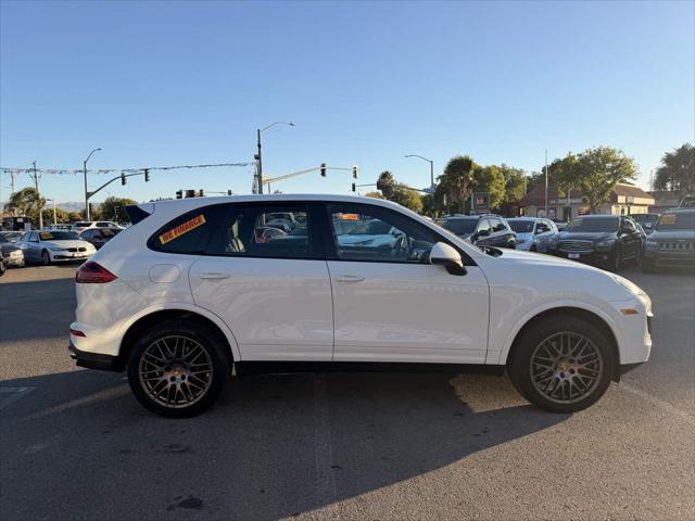 2017 Porsche Cayenne Platinum Edition