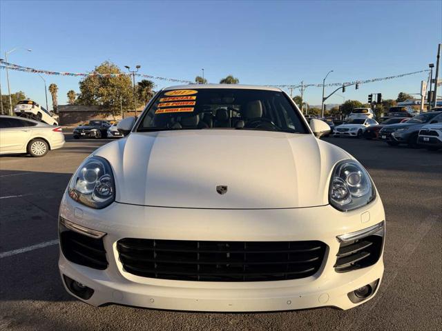 2017 Porsche Cayenne Platinum Edition