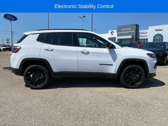 2026 Jeep Compass Latitude Altitude