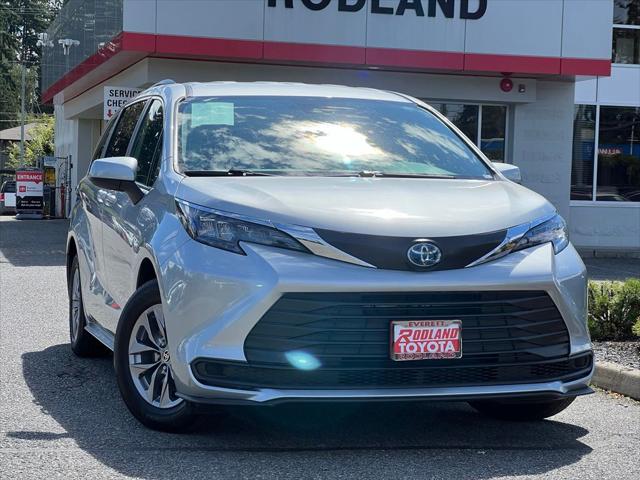 2025 Toyota Sienna LE for sale in Everett, WA