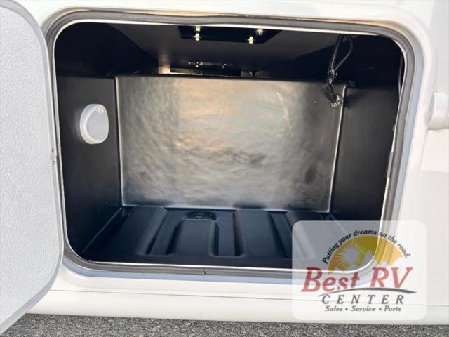 2027 Ford E-450 Stripped Unknown