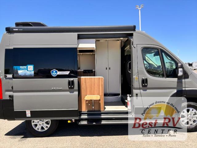 2027 Ram ProMaster Cargo Van SLT+   High Roof 136 WB