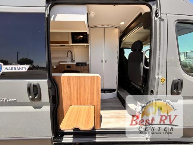 2027 Ram ProMaster Cargo Van SLT+   High Roof 136 WB