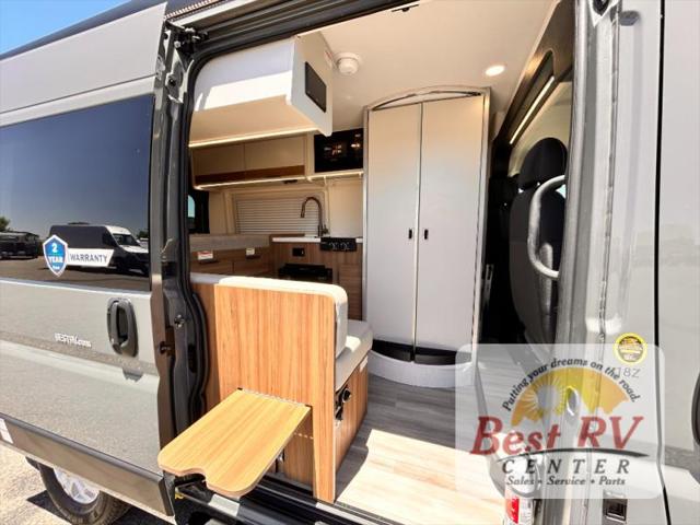 2027 Ram ProMaster Cargo Van SLT+   High Roof 136 WB