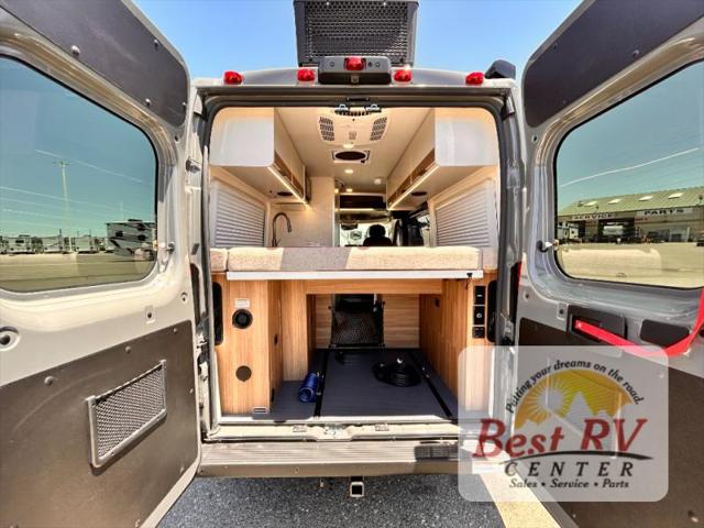 2027 Ram ProMaster Cargo Van SLT+   High Roof 136 WB